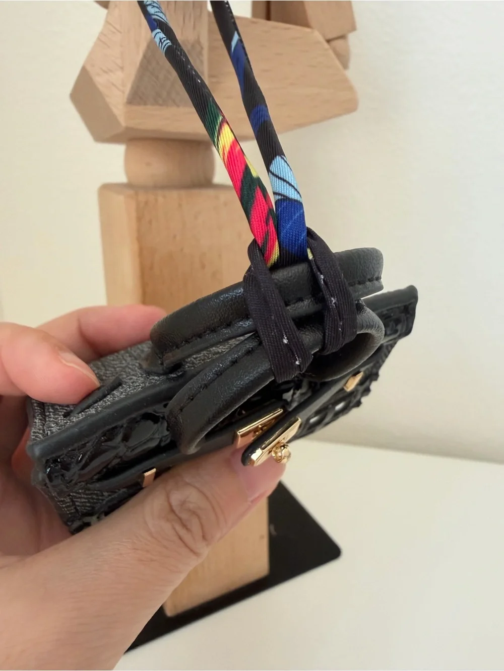 Black Denim Look Mini Bag Charm 🖤🏠